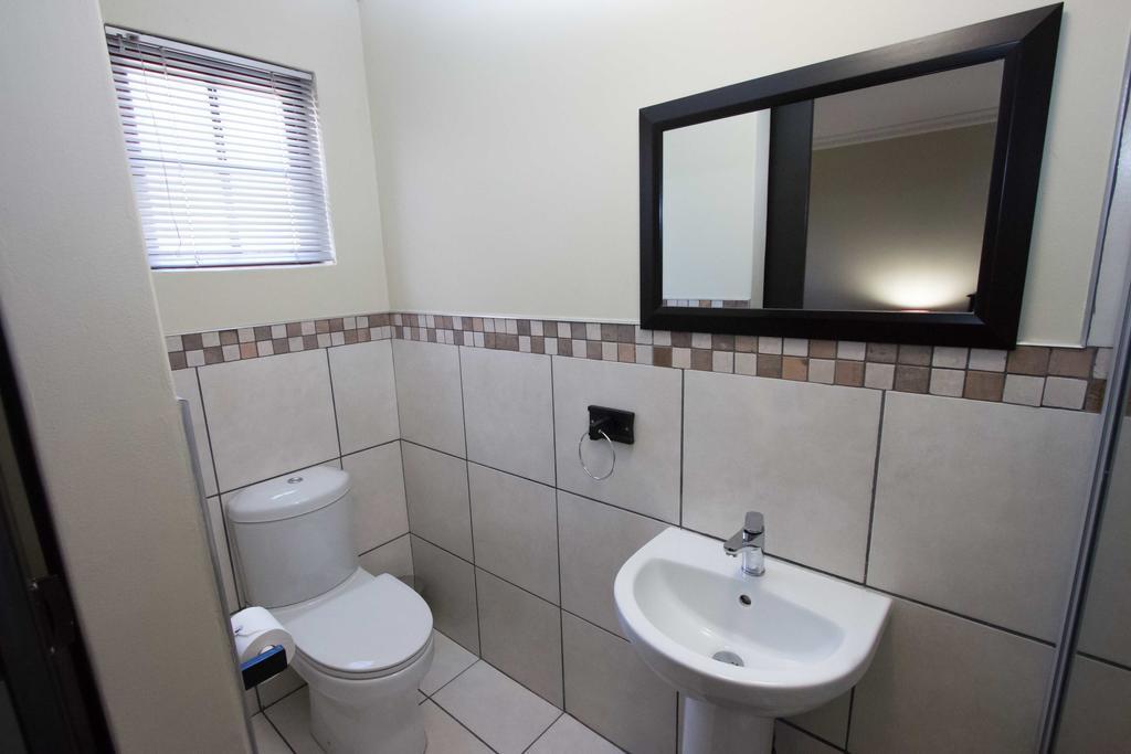 The Nightingale Guesthouse Bloemfontein Pokoj fotografie