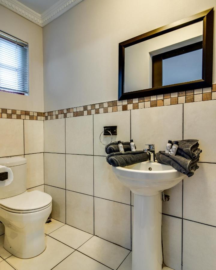 The Nightingale Guesthouse Bloemfontein Exteriér fotografie
